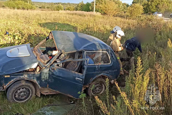 В Фурмановском районе перевернулась «Нива»